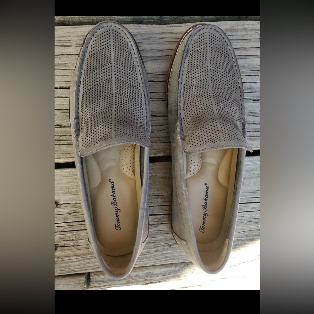 New Tommy Bahama shoes 8.5